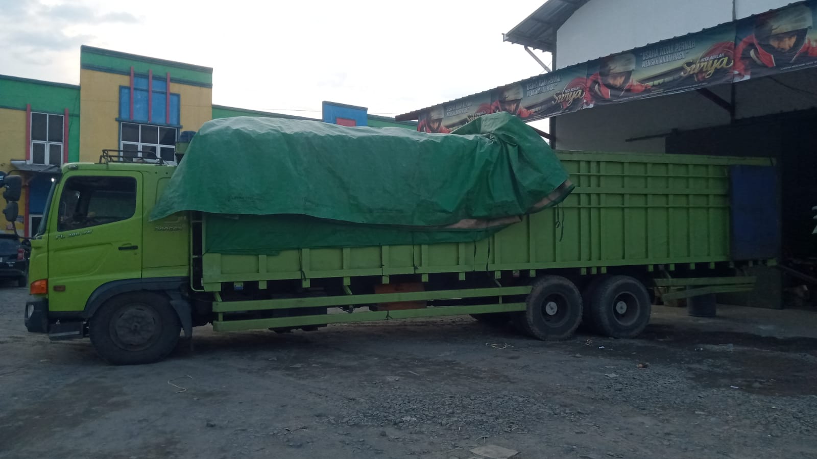 Armada PT. Jasa Angkutan Intan Manunggal 1